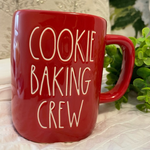 Rae Dunn COOKIE BAKING CREW mug - Picture 1 of 3